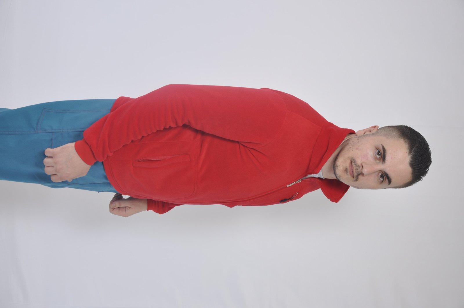 Qırmızı polar gödəkçə